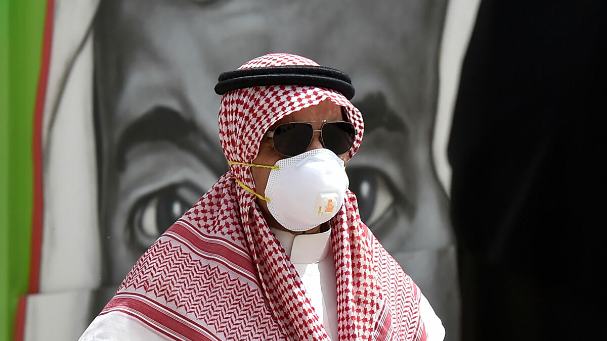 مخالفة عدم ارتداء الكمامة في السعودية