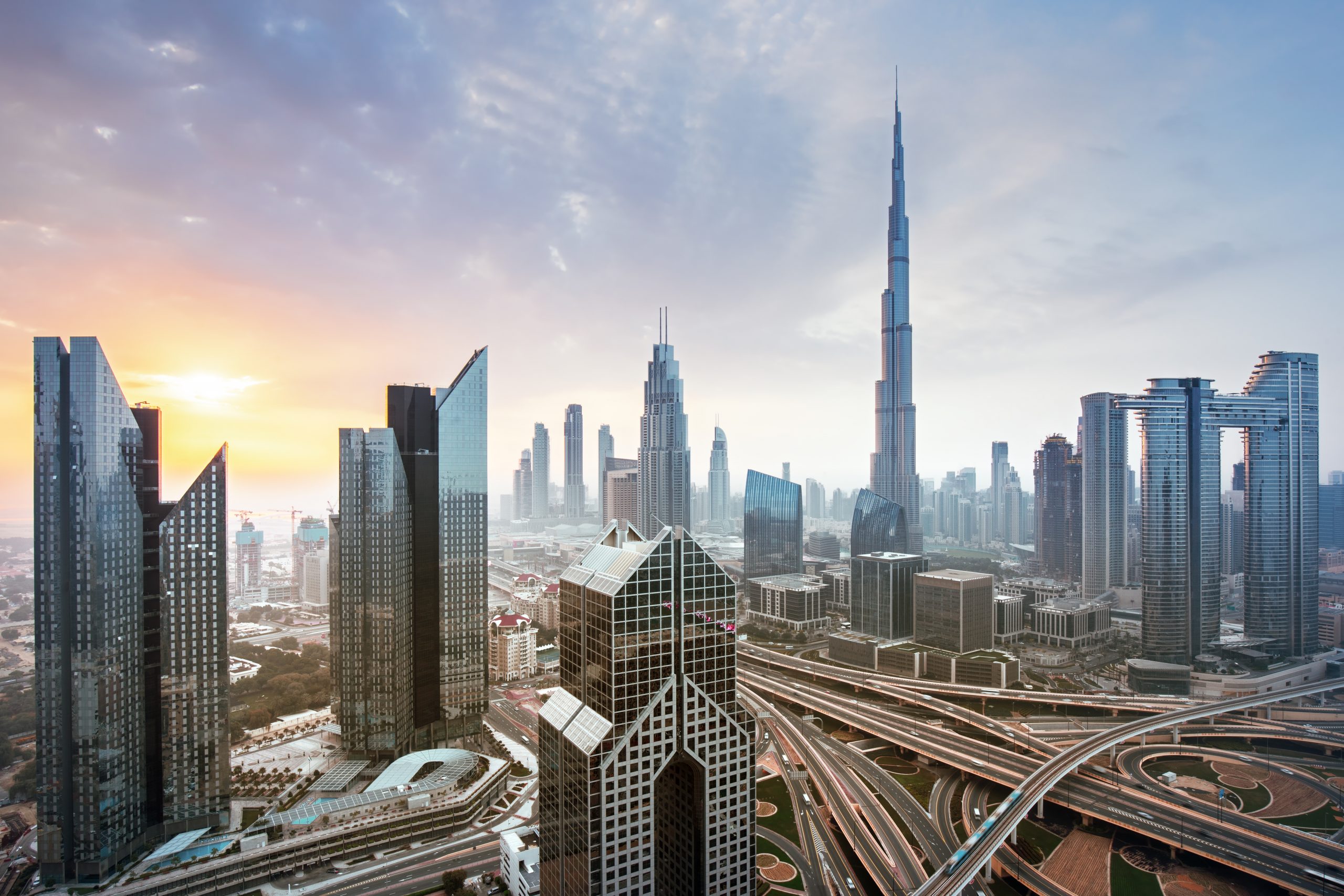 شروط الحصول على الإقامة الذهبية في الإمارات وأهم مميزاتها