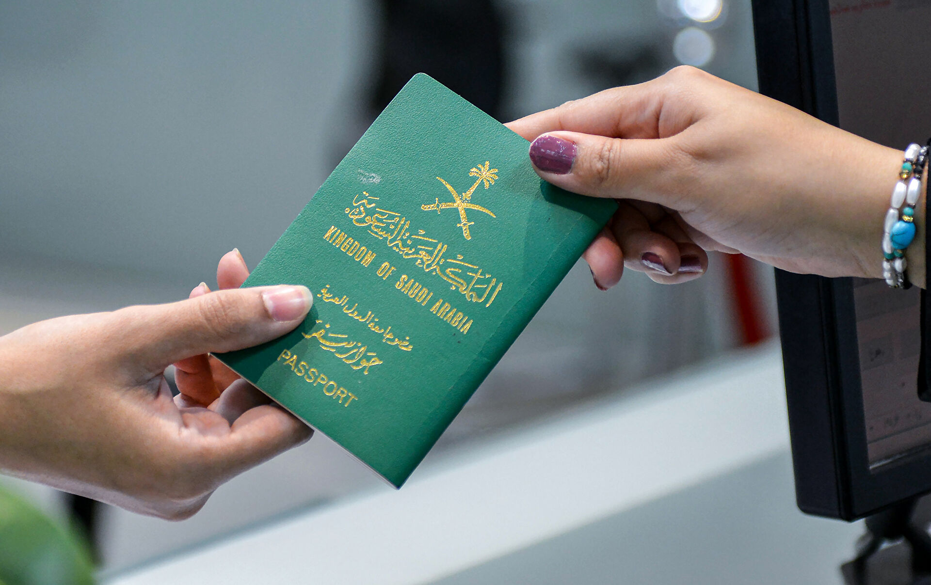 طريقة تجديد جواز السفر السعودي داخل المملكة وخارجها أونلاين