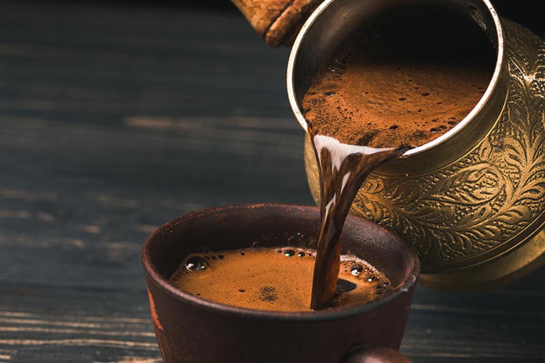 “الصحة” السعودية تحدد أكواب القهوة يوميا وتحذر من تجاوز هذه الكمية