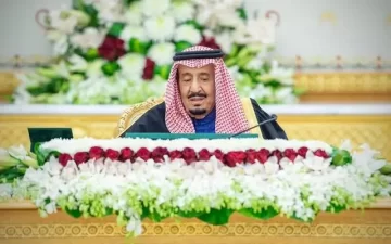 أبرزها تشكيل جهاز شؤون دينية مرتبط بالملك.. الوزراء السعودي يصدر 16 قرار جديد