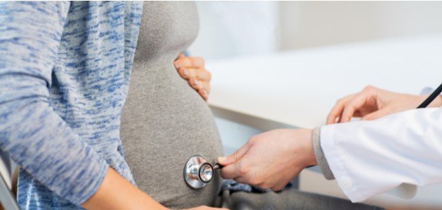ما هي أسباب توقف نبض الجنين في الأشهر الأولى من الحمل؟.. استشارية توضح