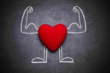 أبرزها الرياضة.. استشاري يكشف عن 5 عادات صحية لسلامة القلب