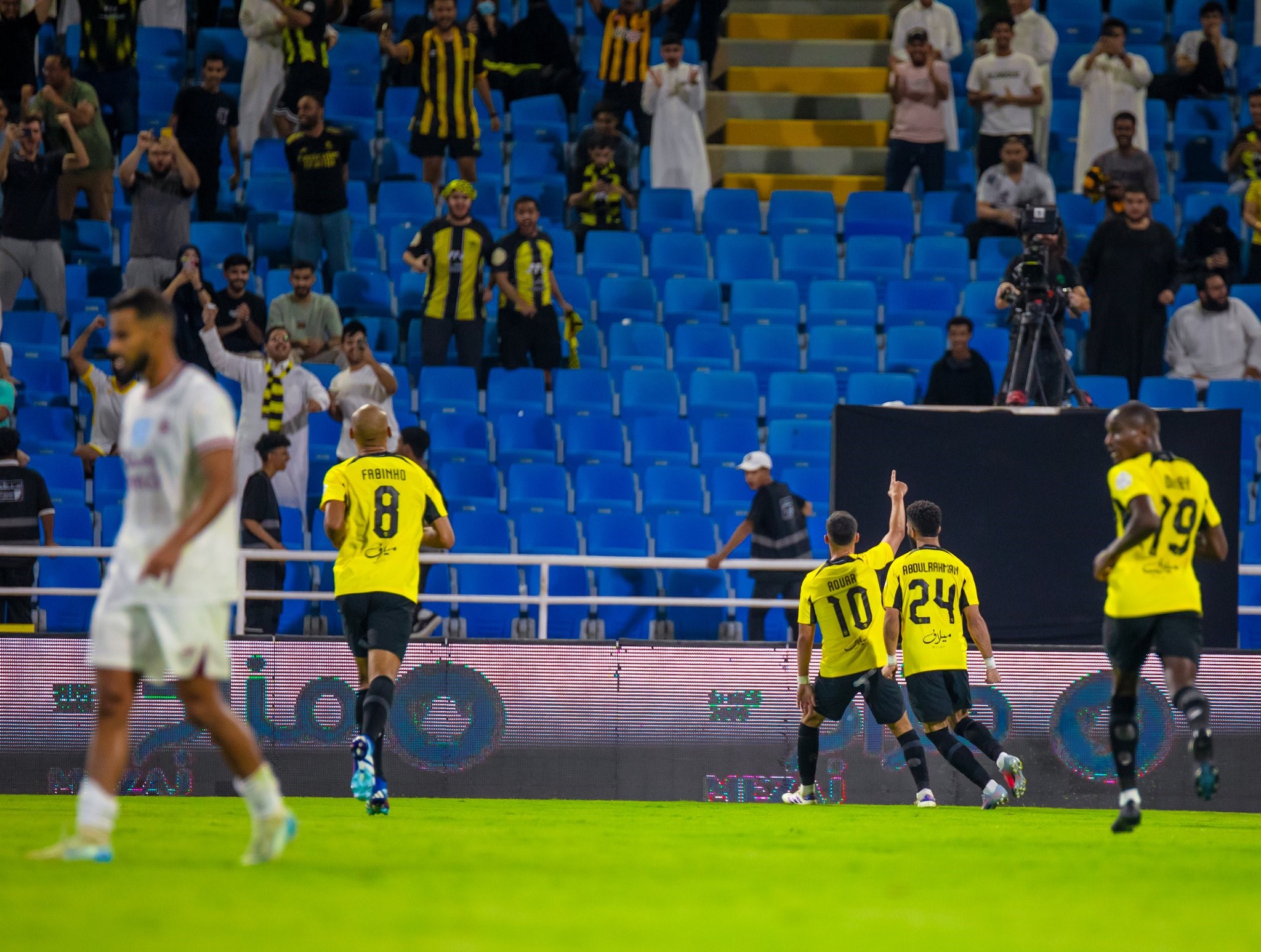 مدرب الاتحاد يتخذ قرارًا جديدًا بشأن لاعبي الفريق