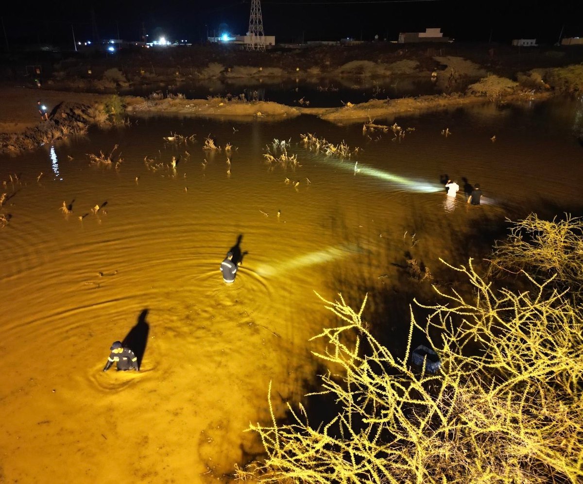 “وفاتان واحتجازات وغمر منزل”.. حصيلة أمطار “البرك والقحمة” غرب عسير