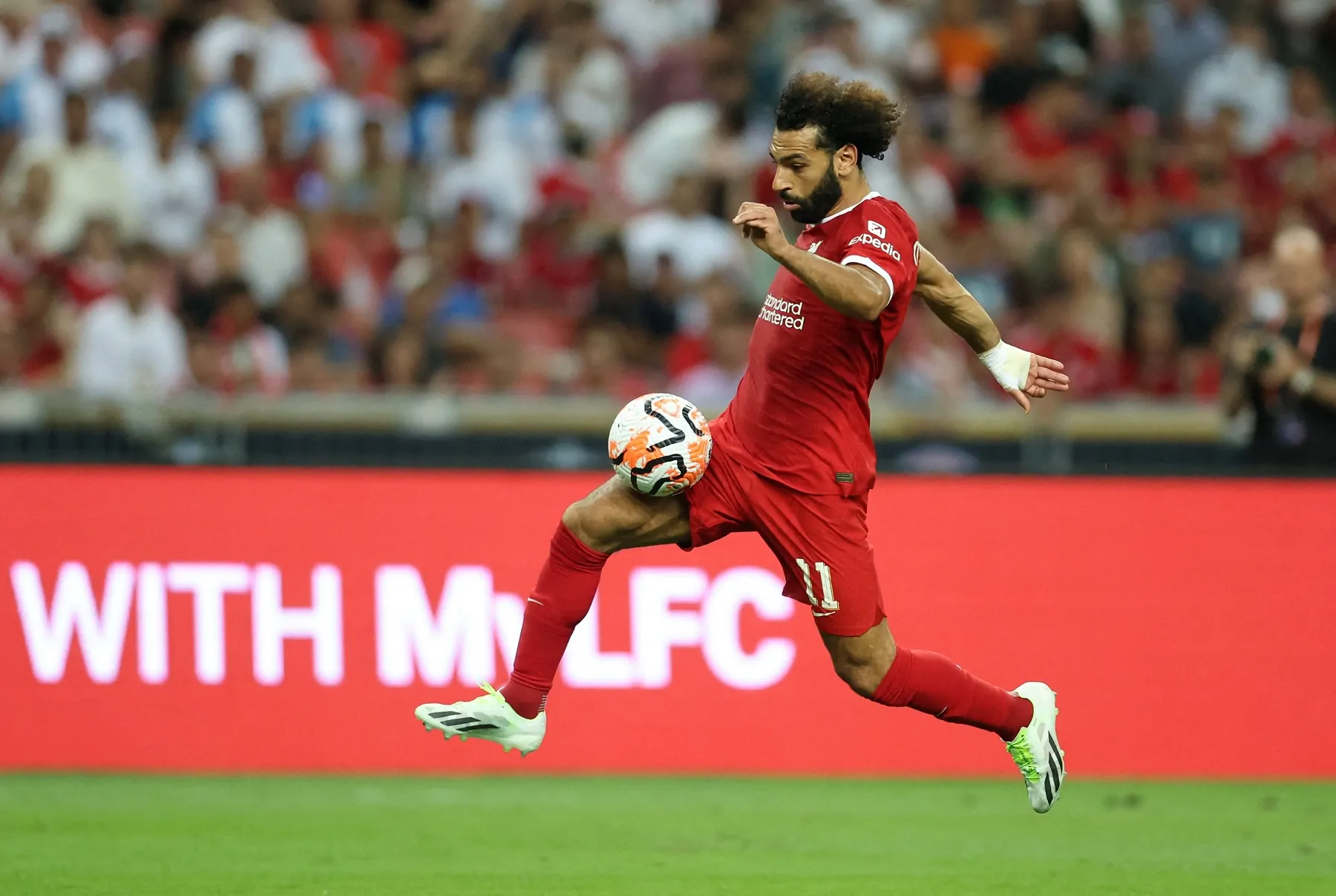 محمد صلاح ينتظر رقم تاريخي