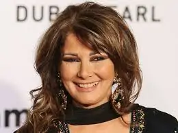 مسيرة فنية حافلة للفنانة