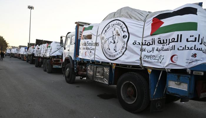 اليوم الدولي للعمل الخيري.. مبادرات إماراتية ملهمة لمد جسور التواصل بين الشعوب