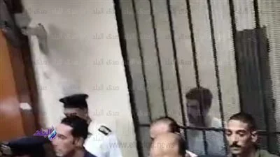 أحمد فتوح داخل قفص المحكمة