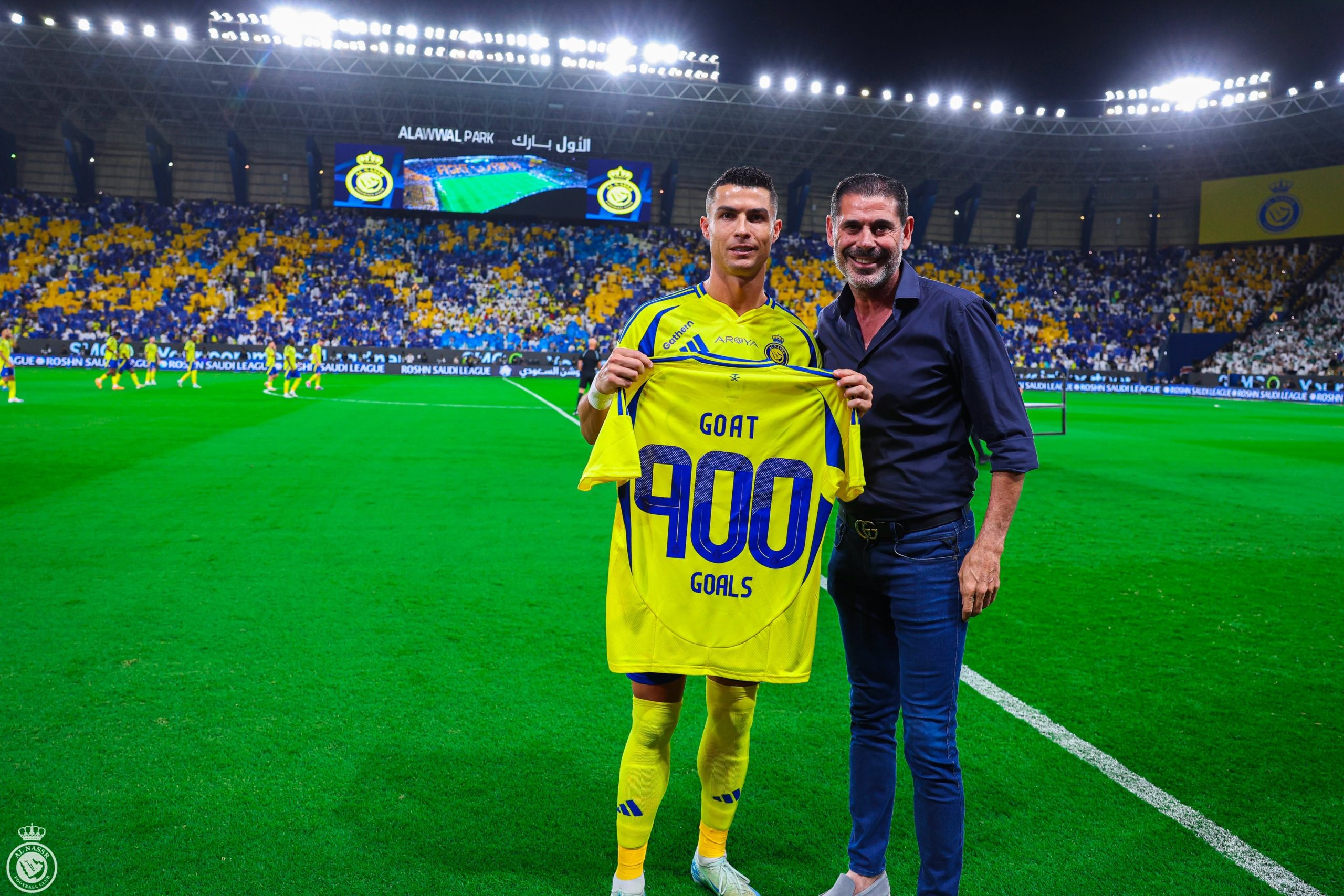 بعد وصوله للهدف رقم 900.. النصر يحتفل بـ رونالدو