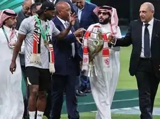 محمود عبدالرازق شيكابالا إلى عالم الفن