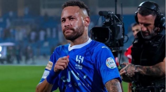 تواجد نيمار وغياب بونو ضمن قائمة الهلال للقاء العين