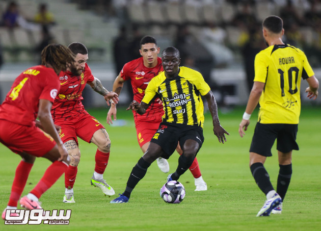 دوري روشن: الاتحاد يستضيف القادسية لإستعادة الوصافة والرائد في مواجهة الوحدة وضمك يلتقي التعاون