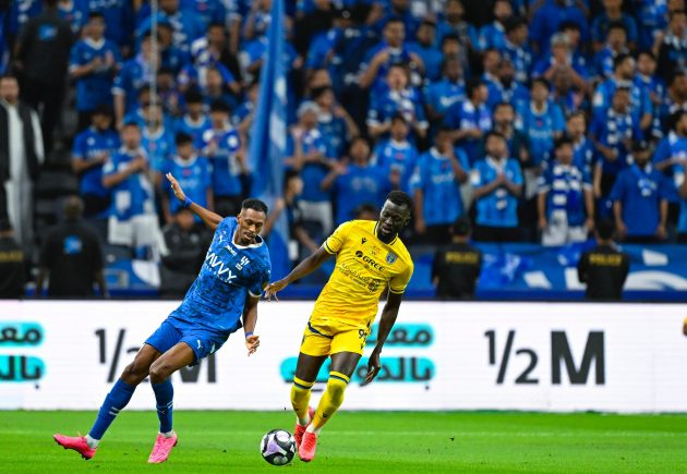 دوري روشن: الهلال يبتعد بالعلامة الكاملة والاتحاد يواصل المطاردة والنصر يتعثر بتعادل جديد