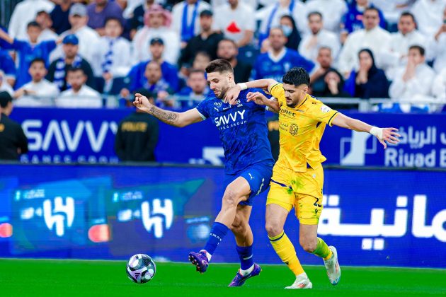 دوري روشن: الهلال يعبر التعاون بثنائية ويؤمن صدارته قبل الديربي