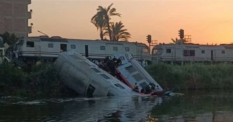 مصر.. تصادم قطارين بالمنيا