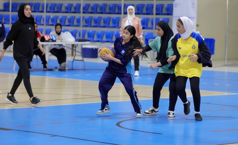 منافسات قوية بـ”بطولة السلة الثلاثية” لطلبة المدارس