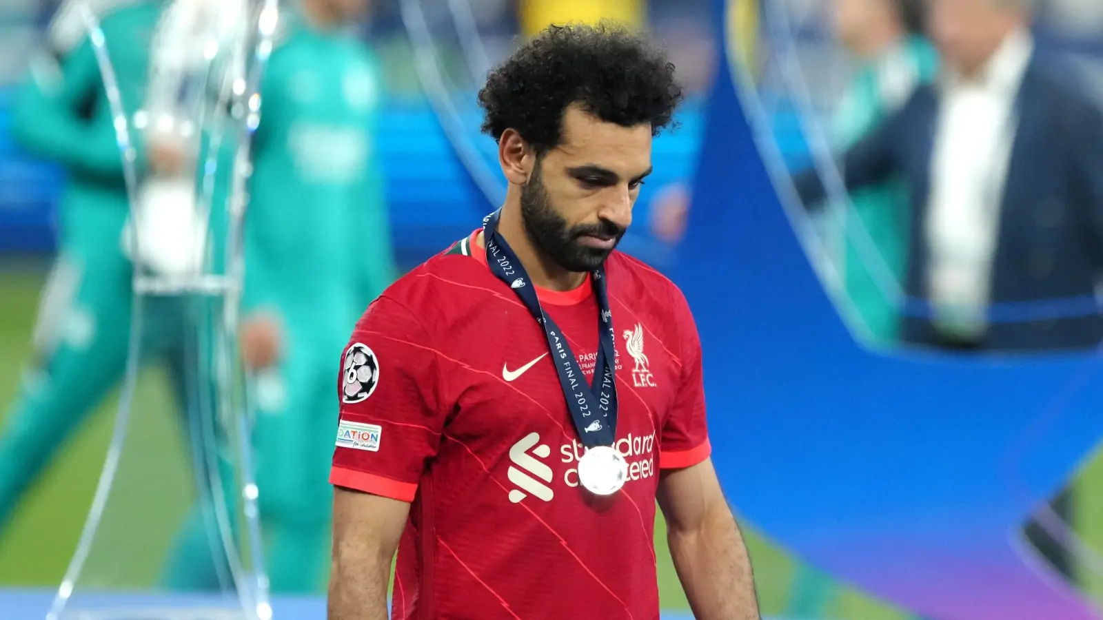 وصل لطريق مسدود ليفربول يفشل فى إقناع صلاح بالتجديد واتنين آخرين من الفريق