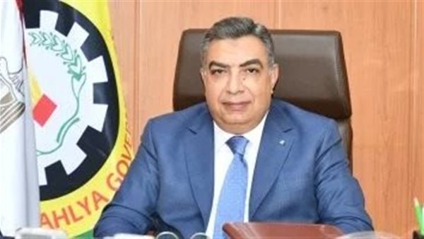 محافظ الدقهلية يصادر عدد من التكاتك
