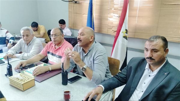 زراعة البحيرة والبيئة يبحثان خطة مواجهة نوبات تلوث الهواء الحادة بخريف 2025