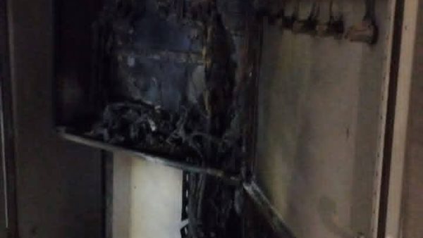 دون خسائر.. حريق محدود بلوحة تكييف مركزي بمبنى المدرجات في جامعة سوهاج