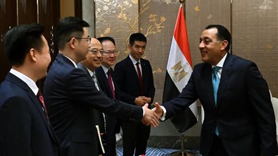 نتطلع لجذب الشركات الصينية للعمل في منطقة «تيدا» بقطاعات تتضمن الطاقة المتجددة والسيارات الكهربائية