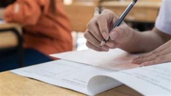 تخفيض الحد الأدنى للقبول بفصول الخدمات بالثانوي العام إلى 180 درجة