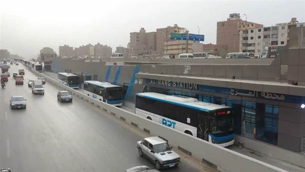 تيسيرات لطلاب الجامعات والمدارس للاستفادة من الأتوبيس الترددي