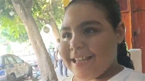 الناس منفسنة من اللي بيحصل مع الطفلة هايدي صاحبة تريند الشيبسي