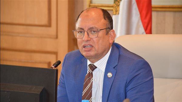 دورات التربية الوطنية والعسكرية لتعزيز وعي الطلاب بجامعة حلوان