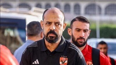 الخطيب يطالب النحاس بتحضير قائمة الراحلين عن الأهلي في يناير