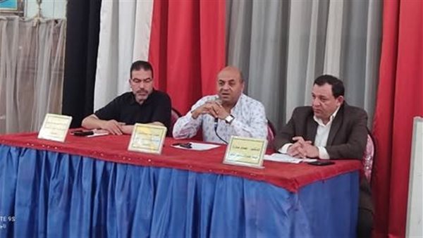 إزالة مراوح السقف وتعقيم خزانات المياه.. 15 توجيه مهم لمديري المدارس بالدقهلية