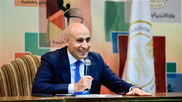 وزير التعليم يكشف تفاصيل إدخال البرمجة والذكاء الاصطناعي لمناهج الطلاب