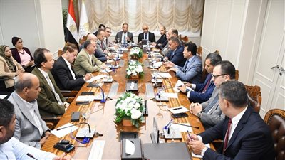 الاجتماعات مع مسؤلي الأندية الخاصة والشركات ما زالت مستمرة لضمان توفيق الاوضاع بما يضمن الارتقاء بالرياضة المصرية