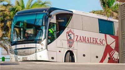 وصول حافلة الزمالك لستاد برج العرب استعدادًا لمواجهة المصري في الدوري