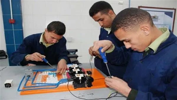 متاح الآن.. رابط تقديم مدارس الكهرباء للتكنولوجيا التطبيقية 2025
