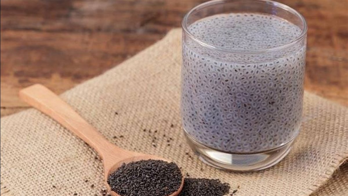 بتحارب الشيخوخة.. فوائد متعددة لبذور الشيا على البشرة