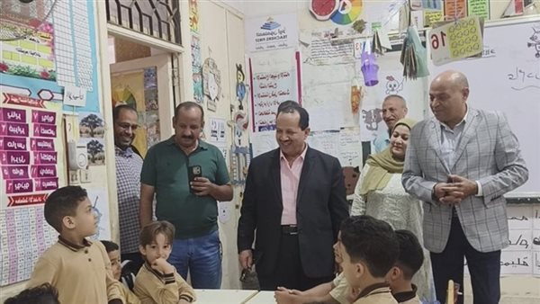 طالب لـ وكيل التعليم بالدقهلية: «نفسى أبقى سواق ميكروباص»