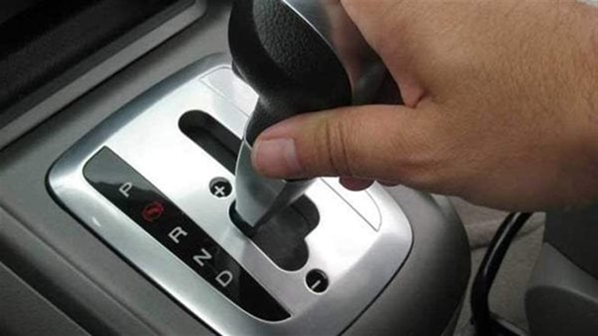 3 علامات تدل على تعطل الفتيس الأوتوماتيكي في سيارتك