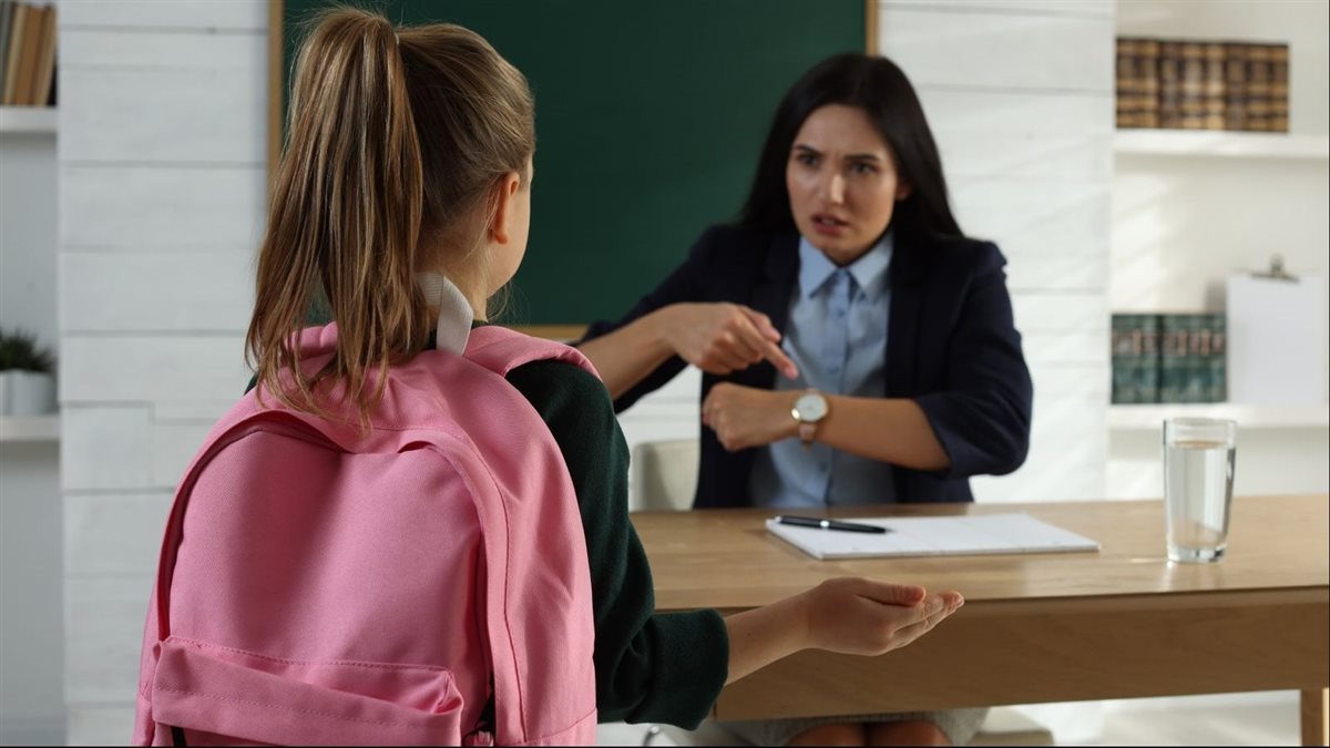 تفسير حلم التأخر عن المدرسة لابن سيرين ودلالاته المتعددة