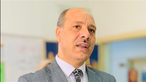 انتظام العملية التعليمية وتوزيع الكتب بالكامل على المدارس