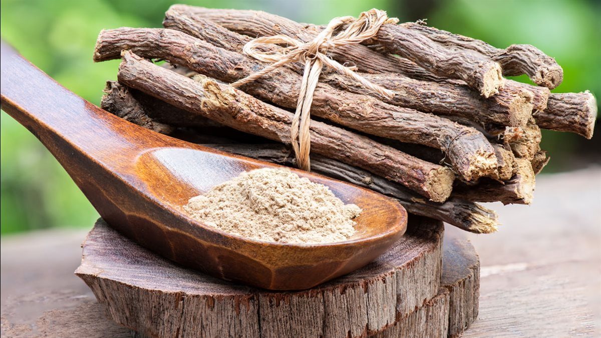 إزالة البقع الداكنة.. 6 فوائد لـ “سيروم عرق السوس” وطريقة استخدامه