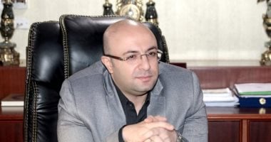 محافظ بنى سويف يُكرم المتفوقين دراسيا بدور الرعاية: أنتم أبنائى وفخور بكم