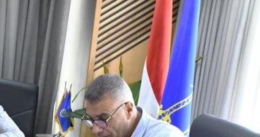 محافظ أسوان: التصالح فى مخالفات البناء أولوية لتحقيق الاستقرار المجتمعى