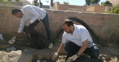 حملة لتنظيف شاطئ نهر النيل بالأقصر احتفالا باليوم العالمي لنقاوة الهواء.. صور