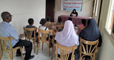 محاضرات ثقافية للمرأة وورش فنون تشكيلية لدعم السيدات بالأقصر