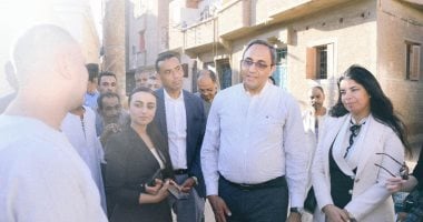 محافظ قنا يبحث مع وفد أممى خطة إعادة الإحياء المتكامل لمنطقة دندرة