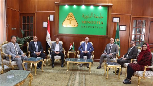 رئيس جامعة المنوفية يستقبل فريق التقييم بجائزة مصر للتميز الحكومي بوزارة التخطيط