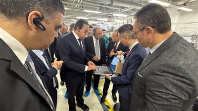 وزير الصحة يبحث مع الرئيس التنفيذي لشركة «Mindray» التعاون في دعم توطين الصناعات الطبية