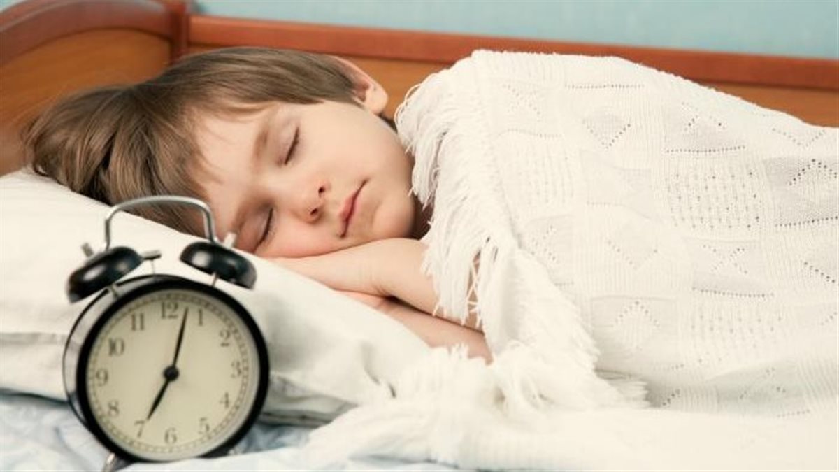 قبل انطلاق الدراسة.. حيل بسيطة لضبط نوم الأطفال مبكرًا